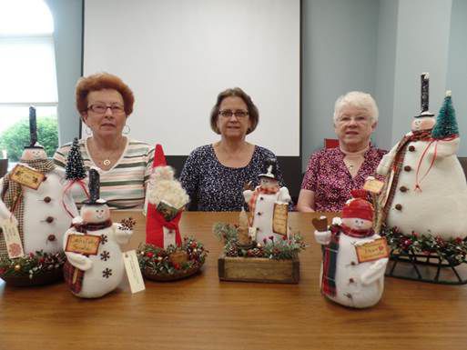 Immanuel UCC prepares for holiday bazaar